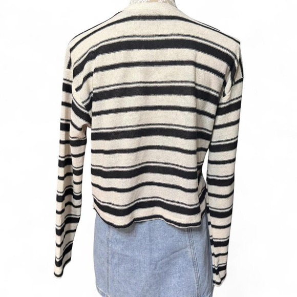 Classic Striped Black and White Long Zara Sweater Open Front Boho Layering Piece - Picture 3 of 4